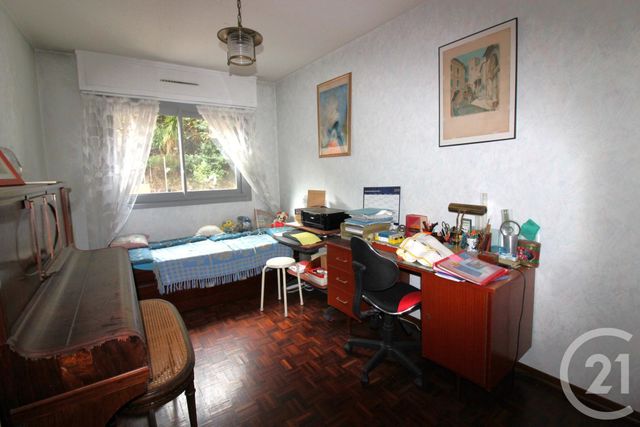 Afficher la photo en grand Appartement F4 à vendre - 4 pièces - 103.0 m2 - MENTON - 06 - PROVENCE-ALPES-COTE-D-AZUR - Century 21 Agence Molière