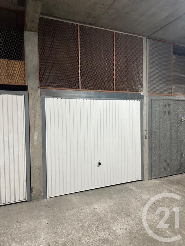 Afficher la photo en grand Appartement F4 à vendre - 4 pièces - 103.0 m2 - MENTON - 06 - PROVENCE-ALPES-COTE-D-AZUR - Century 21 Agence Molière