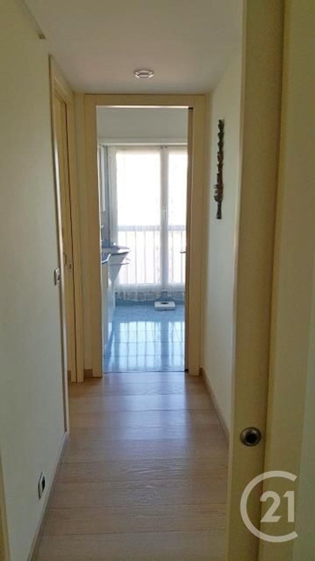Appartement F4 à vendre - 4 pièces - 94.46 m2 - MENTON - 06 - PROVENCE-ALPES-COTE-D-AZUR - Century 21 Agence Molière