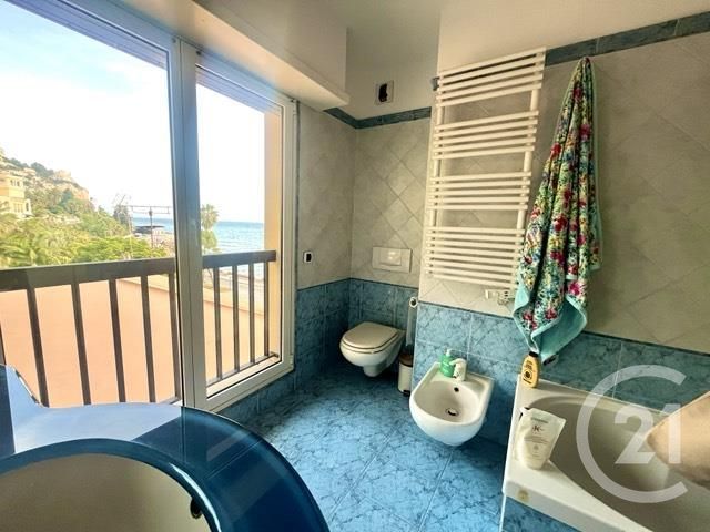 Appartement F4 à vendre - 4 pièces - 94.46 m2 - MENTON - 06 - PROVENCE-ALPES-COTE-D-AZUR - Century 21 Agence Molière