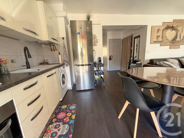 Appartement F3 à vendre - 3 pièces - 57.14 m2 - ROQUEBRUNE CAP MARTIN - 06 - PROVENCE-ALPES-COTE-D-AZUR - Century 21 Agence Molière
