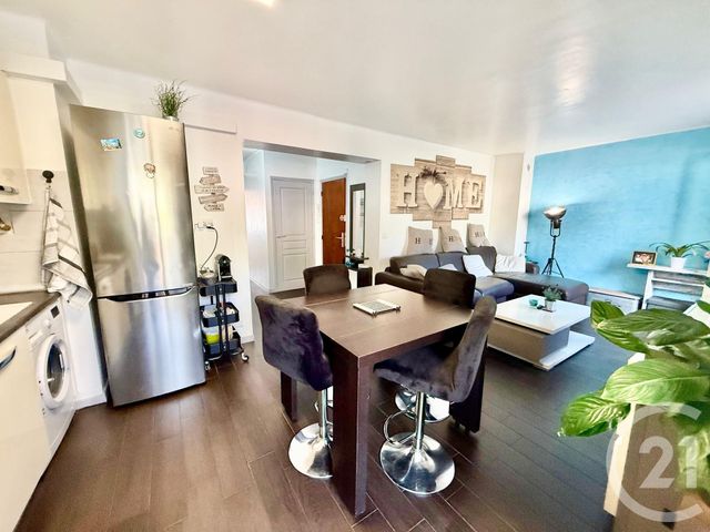 Appartement F3 à vendre - 3 pièces - 57.14 m2 - ROQUEBRUNE CAP MARTIN - 06 - PROVENCE-ALPES-COTE-D-AZUR - Century 21 Agence Molière