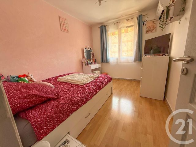 Appartement F3 à vendre - 3 pièces - 57.14 m2 - ROQUEBRUNE CAP MARTIN - 06 - PROVENCE-ALPES-COTE-D-AZUR - Century 21 Agence Molière