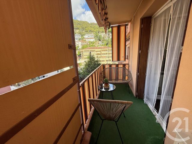 Appartement F3 à vendre - 3 pièces - 57.14 m2 - ROQUEBRUNE CAP MARTIN - 06 - PROVENCE-ALPES-COTE-D-AZUR - Century 21 Agence Molière