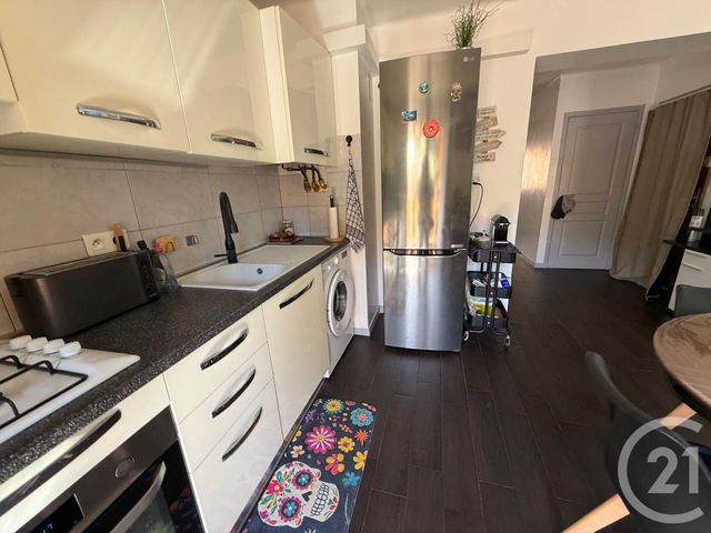Appartement F3 à vendre - 3 pièces - 57.14 m2 - ROQUEBRUNE CAP MARTIN - 06 - PROVENCE-ALPES-COTE-D-AZUR - Century 21 Agence Molière
