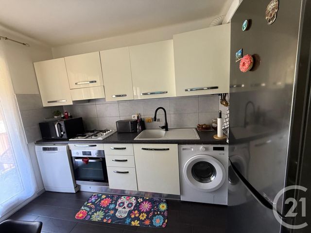 Appartement F3 à vendre - 3 pièces - 57.14 m2 - ROQUEBRUNE CAP MARTIN - 06 - PROVENCE-ALPES-COTE-D-AZUR - Century 21 Agence Molière
