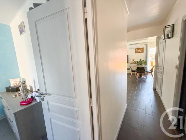 Appartement F3 à vendre - 3 pièces - 57.14 m2 - ROQUEBRUNE CAP MARTIN - 06 - PROVENCE-ALPES-COTE-D-AZUR - Century 21 Agence Molière