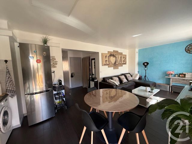 Appartement F3 à vendre - 3 pièces - 57.14 m2 - ROQUEBRUNE CAP MARTIN - 06 - PROVENCE-ALPES-COTE-D-AZUR - Century 21 Agence Molière