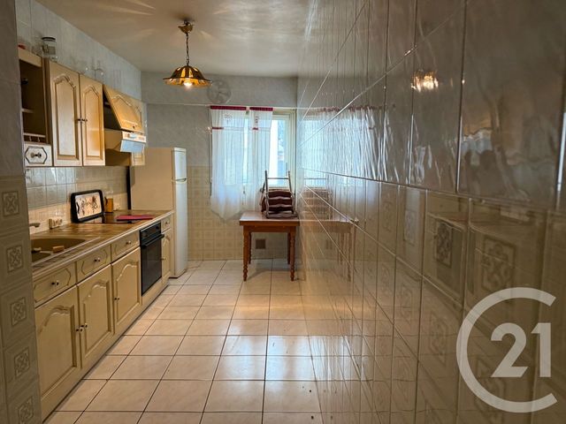 Appartement F2 à vendre - 2 pièces - 54.8 m2 - MENTON - 06 - PROVENCE-ALPES-COTE-D-AZUR - Century 21 Agence Molière