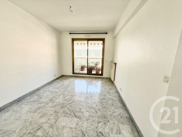 Appartement F3 à vendre - 3 pièces - 66.4 m2 - MENTON - 06 - PROVENCE-ALPES-COTE-D-AZUR - Century 21 Agence Molière