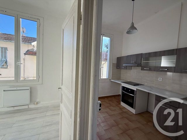 Appartement F3 à vendre - 3 pièces - 52.0 m2 - MENTON - 06 - PROVENCE-ALPES-COTE-D-AZUR - Century 21 Agence Molière