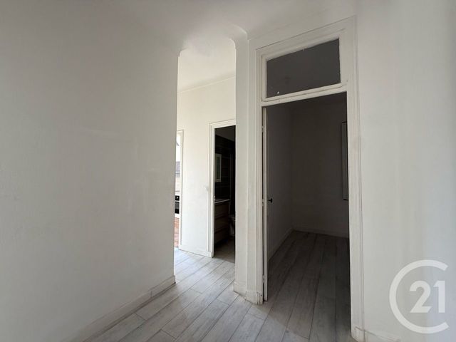 Appartement F3 à vendre - 3 pièces - 52.0 m2 - MENTON - 06 - PROVENCE-ALPES-COTE-D-AZUR - Century 21 Agence Molière