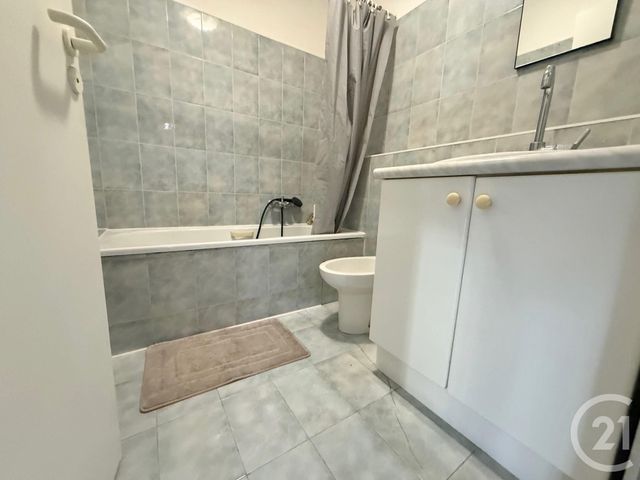 Appartement F2 à vendre - 2 pièces - 54.8 m2 - MENTON - 06 - PROVENCE-ALPES-COTE-D-AZUR - Century 21 Agence Molière