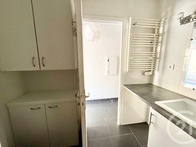 Appartement Studio à vendre - 1 pièce - 30.37 m2 - MENTON - 06 - PROVENCE-ALPES-COTE-D-AZUR - Century 21 Agence Molière