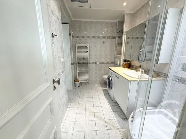 Appartement à vendre - 2 pièces - 42.0 m2 - MENTON - 06 - PROVENCE-ALPES-COTE-D-AZUR - Century 21 Agence Molière