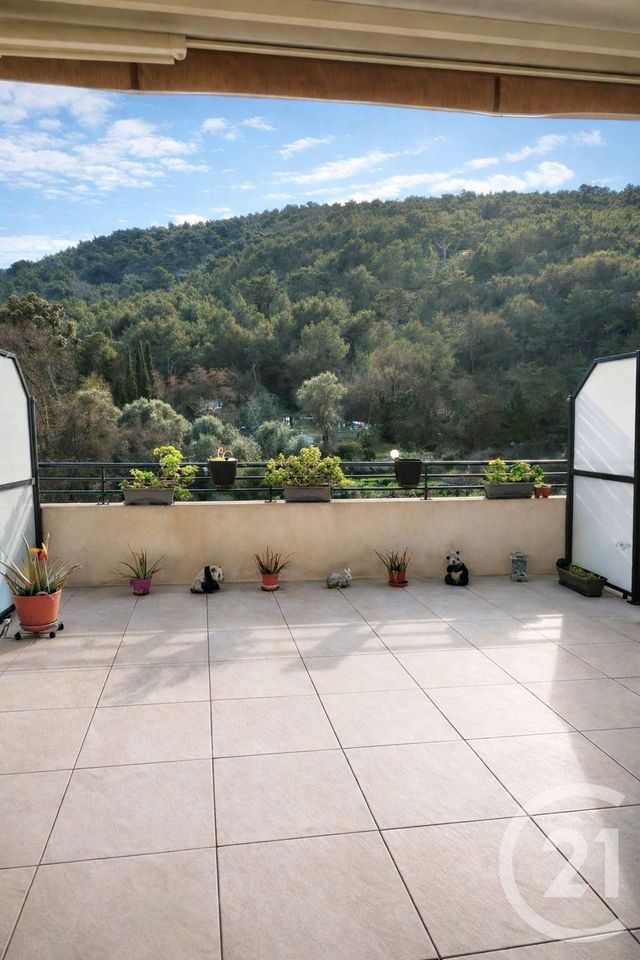 Appartement F2 à vendre - 2 pièces - 48.22 m2 - ROQUEBRUNE CAP MARTIN - 06 - PROVENCE-ALPES-COTE-D-AZUR - Century 21 Agence Molière