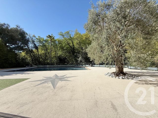 Appartement F2 à vendre - 2 pièces - 48.22 m2 - ROQUEBRUNE CAP MARTIN - 06 - PROVENCE-ALPES-COTE-D-AZUR - Century 21 Agence Molière