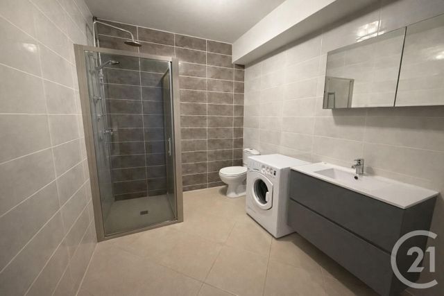 Appartement F2 à vendre - 2 pièces - 48.22 m2 - ROQUEBRUNE CAP MARTIN - 06 - PROVENCE-ALPES-COTE-D-AZUR - Century 21 Agence Molière