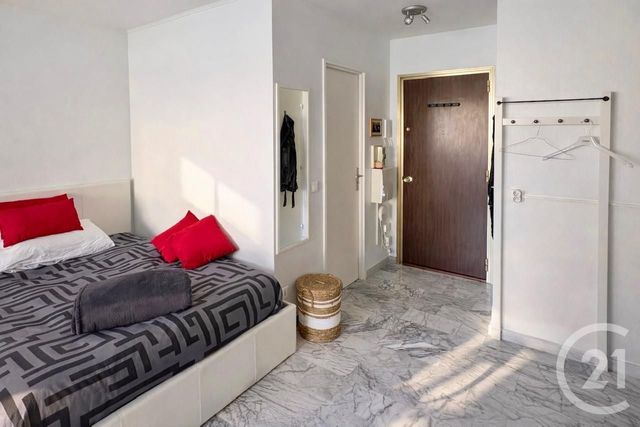 Appartement F1 à vendre - 1 pièce - 29.11 m2 - ROQUEBRUNE CAP MARTIN - 06 - PROVENCE-ALPES-COTE-D-AZUR - Century 21 Agence Molière