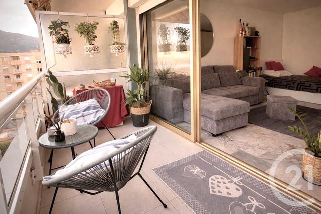 Appartement F1 à vendre - 1 pièce - 29.11 m2 - ROQUEBRUNE CAP MARTIN - 06 - PROVENCE-ALPES-COTE-D-AZUR - Century 21 Agence Molière