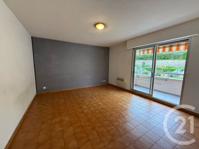 Appartement F2 à vendre - 2 pièces - 46.15 m2 - MENTON - 06 - PROVENCE-ALPES-COTE-D-AZUR - Century 21 Agence Molière