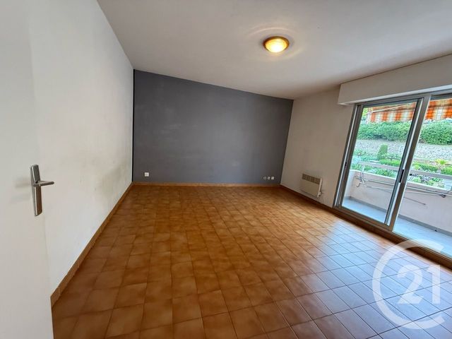Appartement F2 à vendre - 2 pièces - 46.15 m2 - MENTON - 06 - PROVENCE-ALPES-COTE-D-AZUR - Century 21 Agence Molière