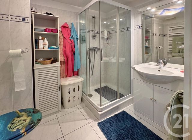 Appartement à vendre - 3 pièces - 60.89 m2 - MENTON - 06 - PROVENCE-ALPES-COTE-D-AZUR - Century 21 Agence Molière