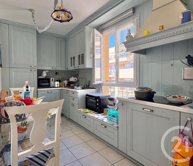 Appartement à vendre - 3 pièces - 60.89 m2 - MENTON - 06 - PROVENCE-ALPES-COTE-D-AZUR - Century 21 Agence Molière