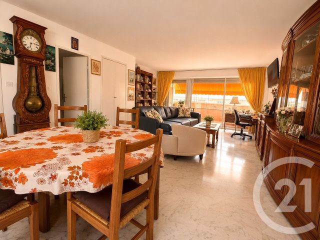 Appartement F3 à vendre - 3 pièces - 75.0 m2 - MENTON - 06 - PROVENCE-ALPES-COTE-D-AZUR - Century 21 Agence Molière