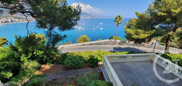 Appartement F3 à louer - 3 pièces - 70.0 m2 - ROQUEBRUNE CAP MARTIN - 06 - PROVENCE-ALPES-COTE-D-AZUR - Century 21 Agence Molière
