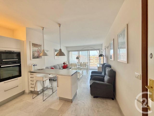 Appartement F3 à vendre - 3 pièces - 151.23 m2 - MENTON - 06 - PROVENCE-ALPES-COTE-D-AZUR - Century 21 Agence Molière