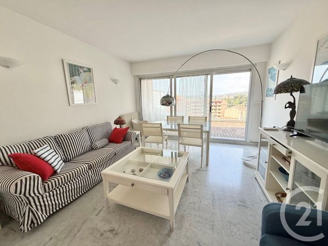 Appartement F3 à vendre - 3 pièces - 151.23 m2 - MENTON - 06 - PROVENCE-ALPES-COTE-D-AZUR - Century 21 Agence Molière
