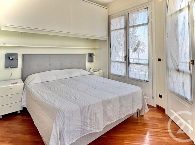 Appartement F3 à vendre - 3 pièces - 68.17 m2 - MENTON - 06 - PROVENCE-ALPES-COTE-D-AZUR - Century 21 Agence Molière