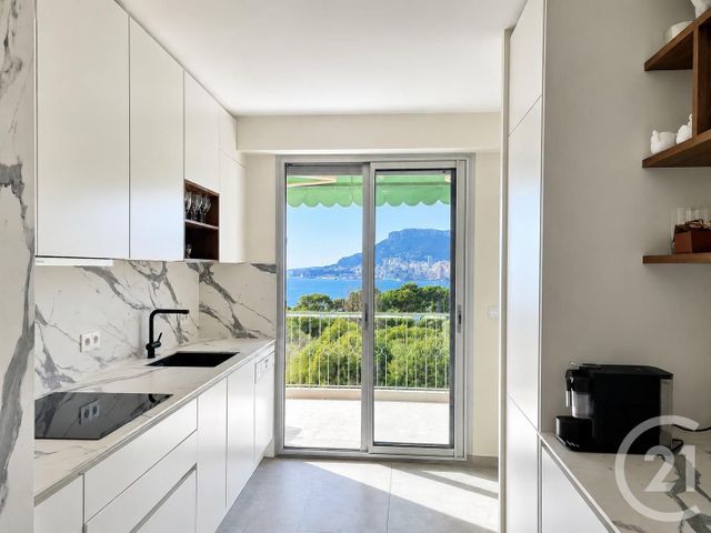 Appartement F4 à vendre - 4 pièces - 126.7 m2 - ROQUEBRUNE CAP MARTIN - 06 - PROVENCE-ALPES-COTE-D-AZUR - Century 21 Agence Molière