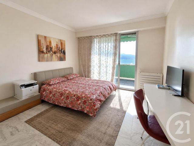 Appartement F4 à vendre - 4 pièces - 126.7 m2 - ROQUEBRUNE CAP MARTIN - 06 - PROVENCE-ALPES-COTE-D-AZUR - Century 21 Agence Molière