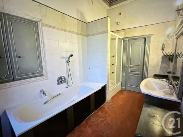 Appartement F4 à vendre - 4 pièces - 128.0 m2 - SOSPEL - 06 - PROVENCE-ALPES-COTE-D-AZUR - Century 21 Agence Molière