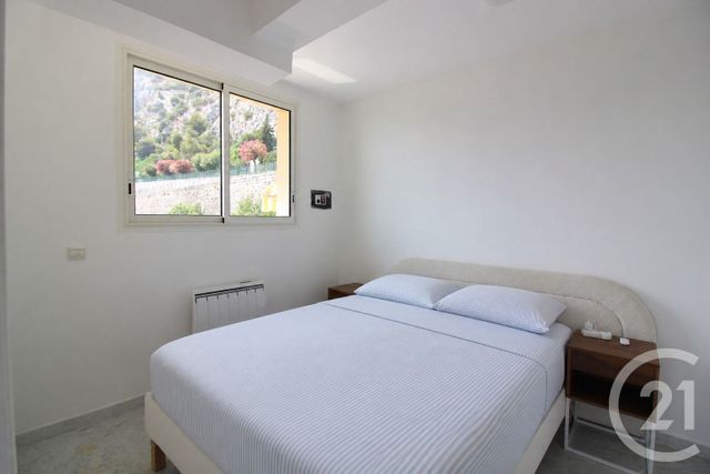 Appartement F3 à vendre - 3 pièces - 46.0 m2 - ROQUEBRUNE CAP MARTIN - 06 - PROVENCE-ALPES-COTE-D-AZUR - Century 21 Agence Molière