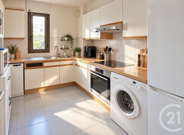 Appartement F3 à vendre - 3 pièces - 67.75 m2 - MENTON - 06 - PROVENCE-ALPES-COTE-D-AZUR - Century 21 Agence Molière