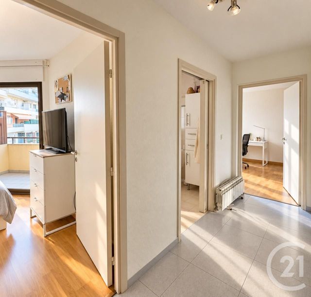 Appartement F3 à vendre - 3 pièces - 67.75 m2 - MENTON - 06 - PROVENCE-ALPES-COTE-D-AZUR - Century 21 Agence Molière