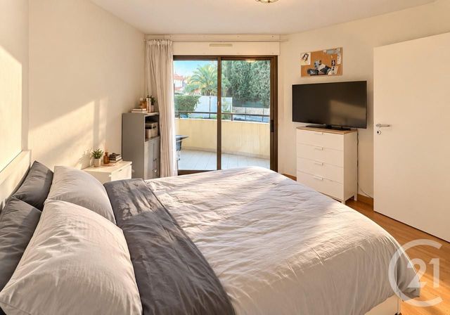 Appartement F3 à vendre - 3 pièces - 67.75 m2 - MENTON - 06 - PROVENCE-ALPES-COTE-D-AZUR - Century 21 Agence Molière