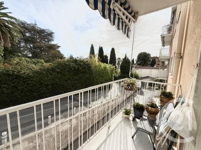 Appartement F2 à vendre - 2 pièces - 45.45 m2 - MENTON - 06 - PROVENCE-ALPES-COTE-D-AZUR - Century 21 Agence Molière